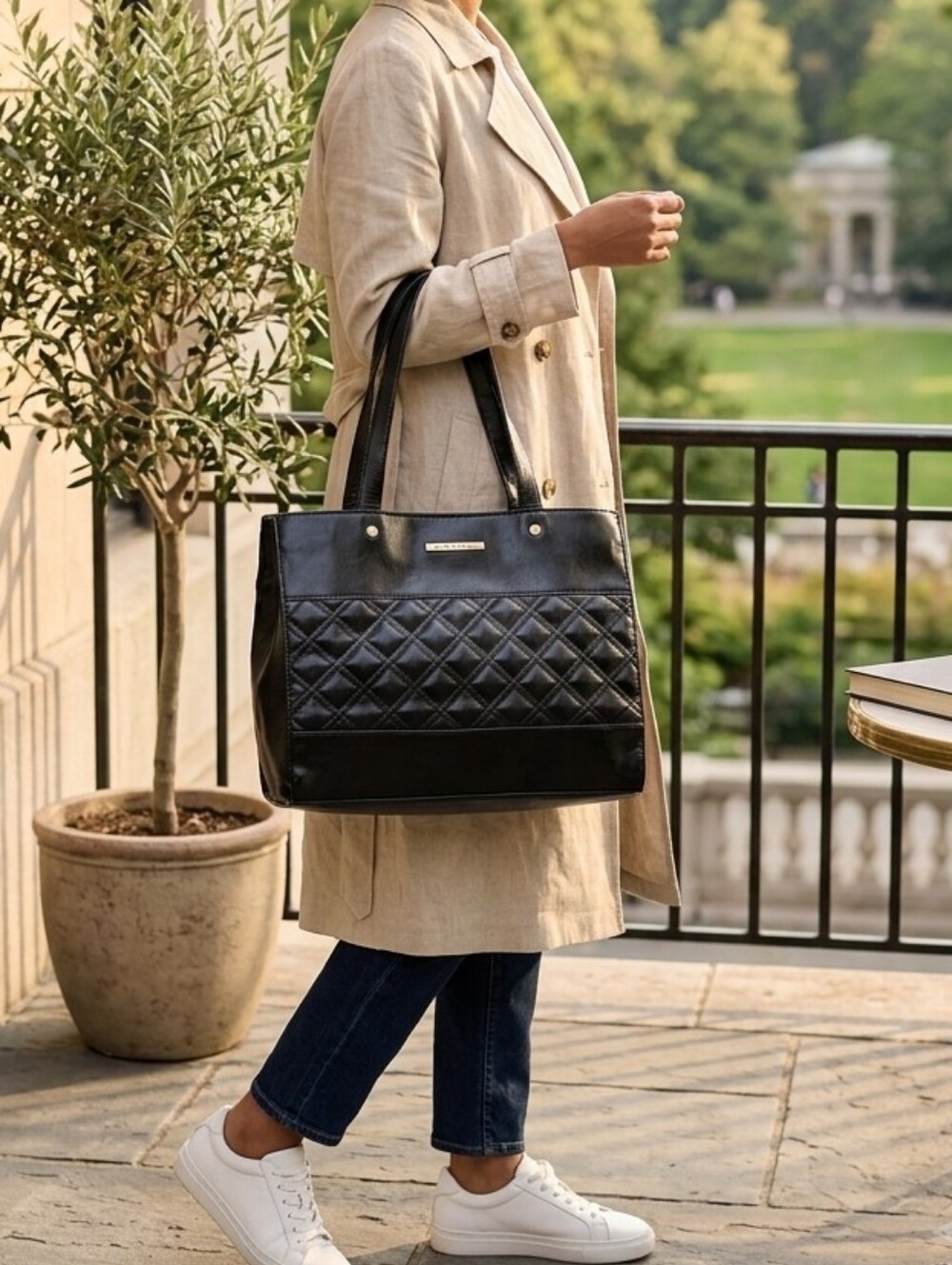 Steve Madden Quilted Tote Bag Purse Clutch Officecore Mob Wife Quiet Luxury - Picture 3 of 13